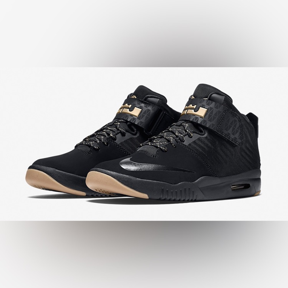 Nike LeBron Akronite Basketball Shoes - 6.5 Youth - 819832-009 Black / Gold